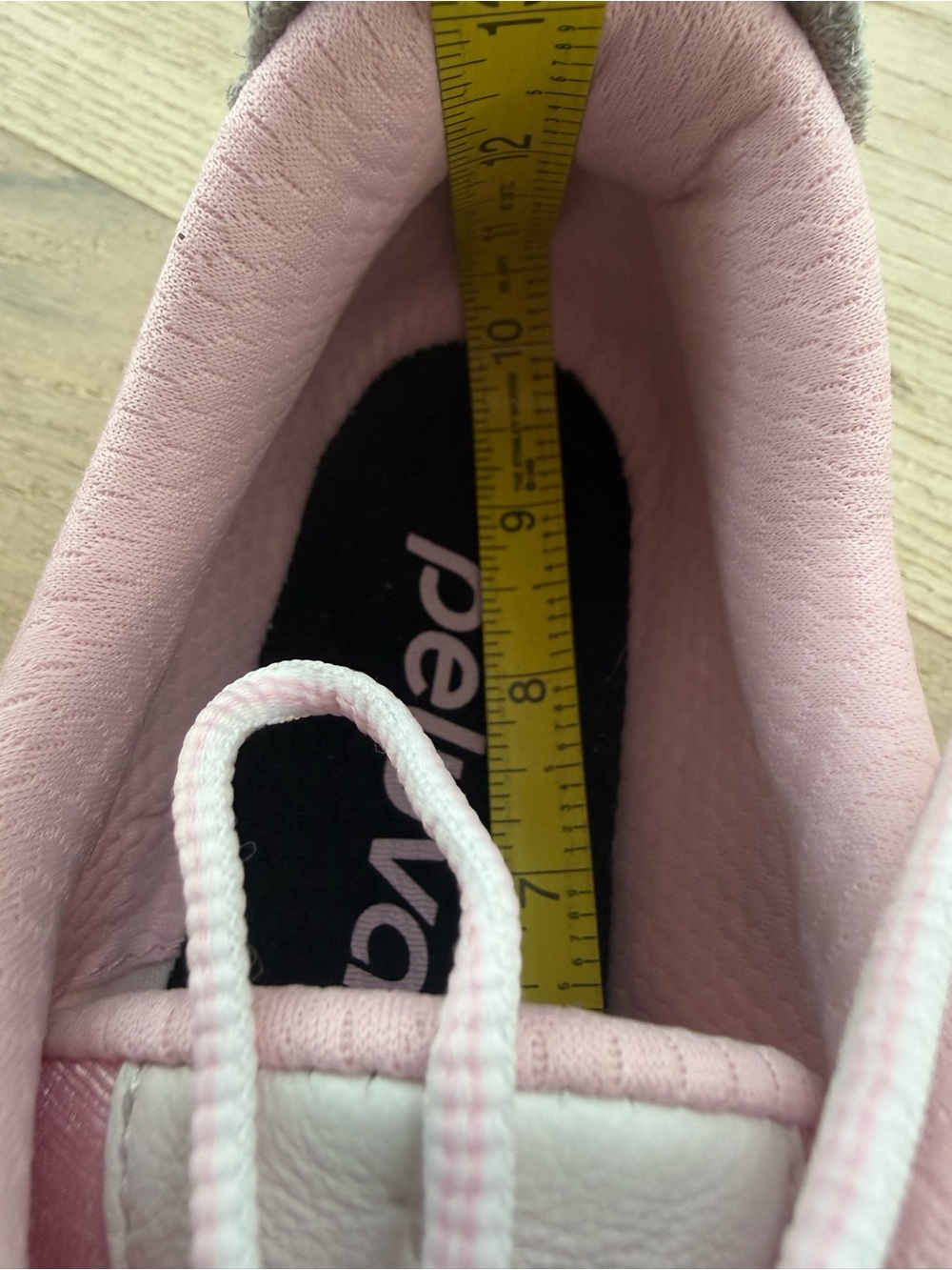 Peluva Women's Strand Lightweight Trainer size 11 - Picture 8 of 9